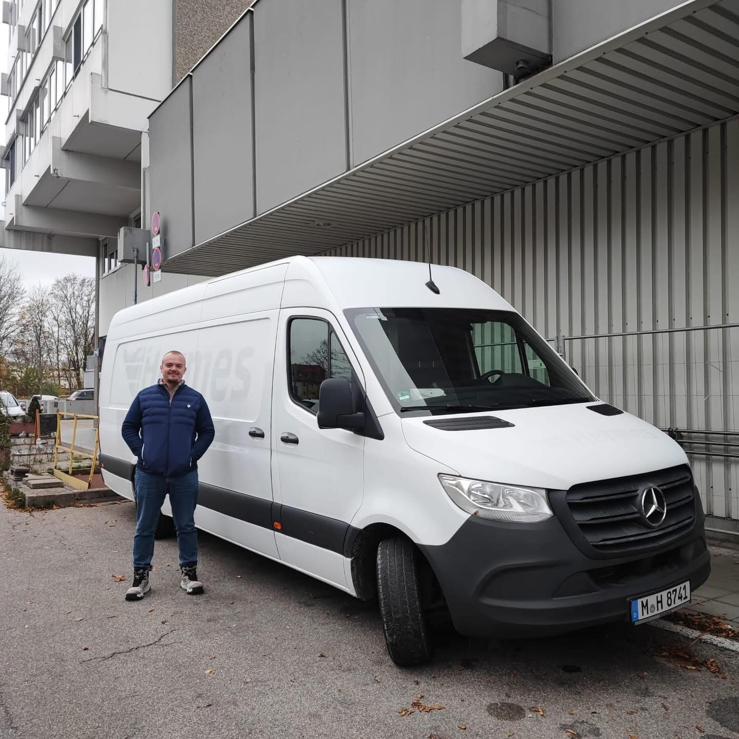 Inhaberin Ajla Gracanin vor unserem Sprinter